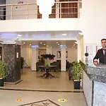 Oda ve Kahvaltı Antik Ipek 2*