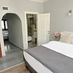 Oda ve Kahvaltı Antik Ipek İstanbul