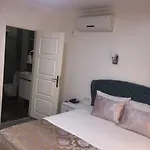 Oda ve Kahvaltı Antik Ipek İstanbul