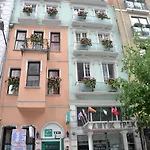 Antik Ipek Oda ve Kahvaltı İstanbul