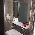 Oda ve Kahvaltı Antik Ipek İstanbul