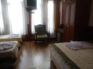 Antik Ipek Bed and Breakfast