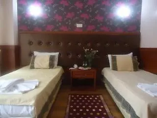 Antik Ipek איסטמבול